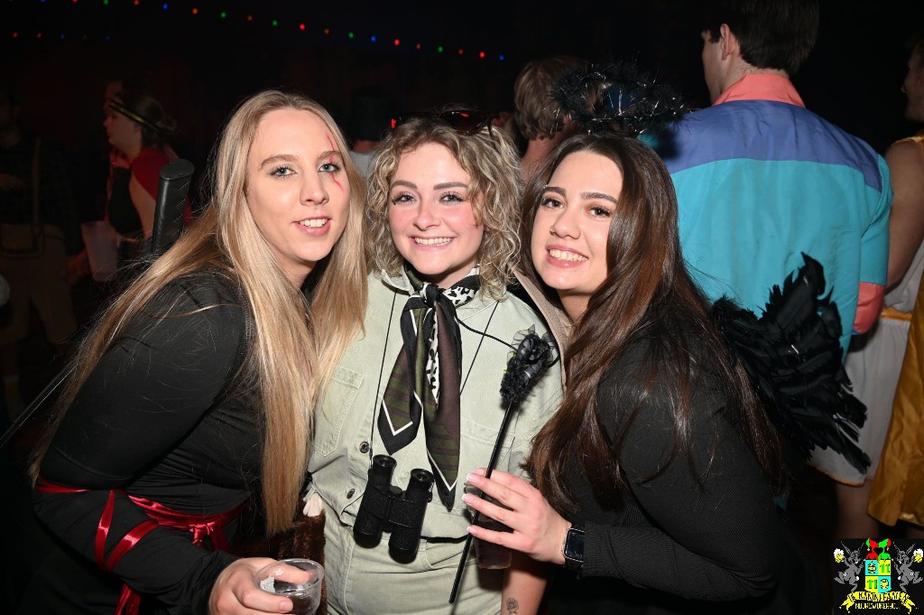 ../Images/Opwarmbal 2026 339.jpg